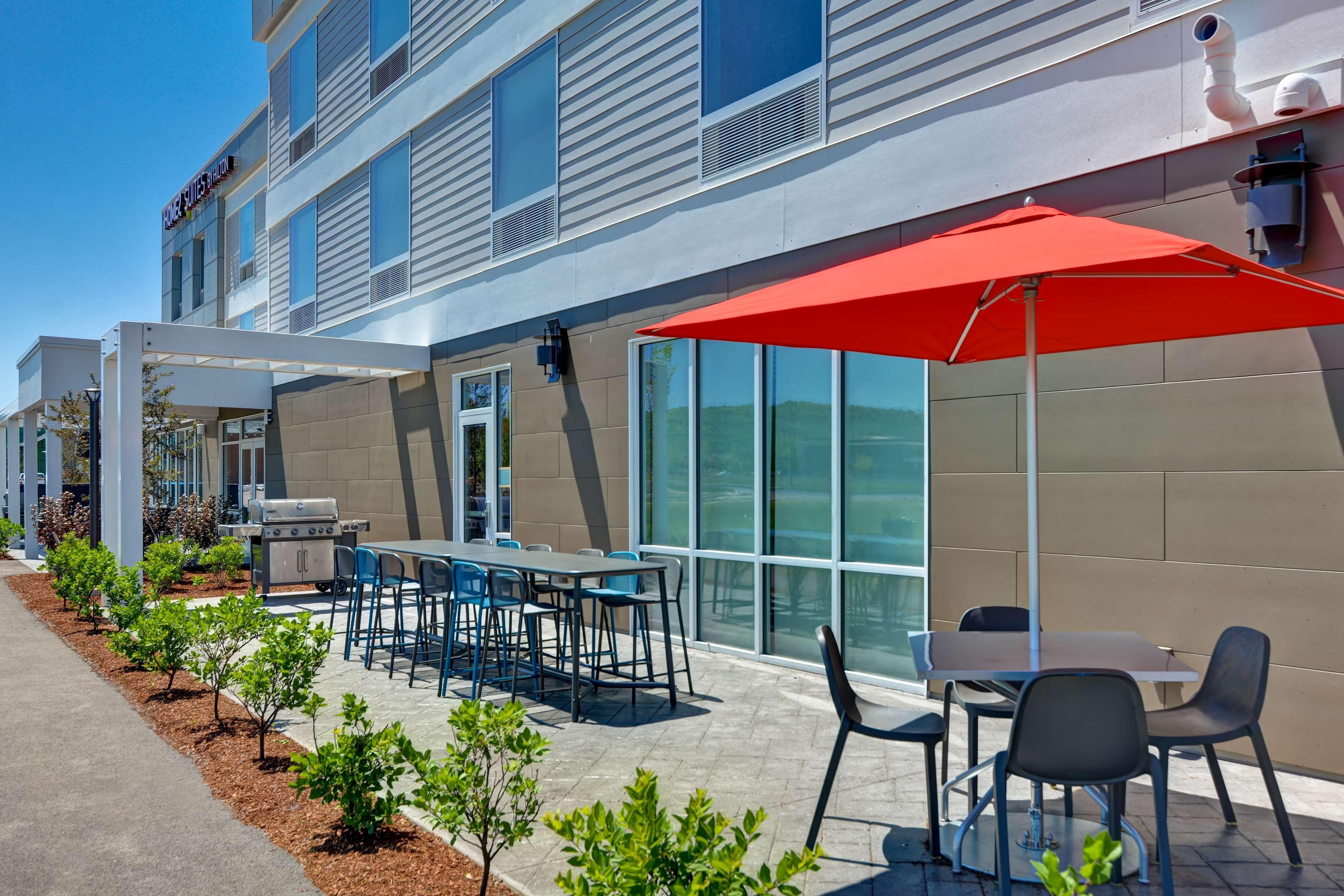 Home2 Suites Williston Burlington, Vt Exterior photo