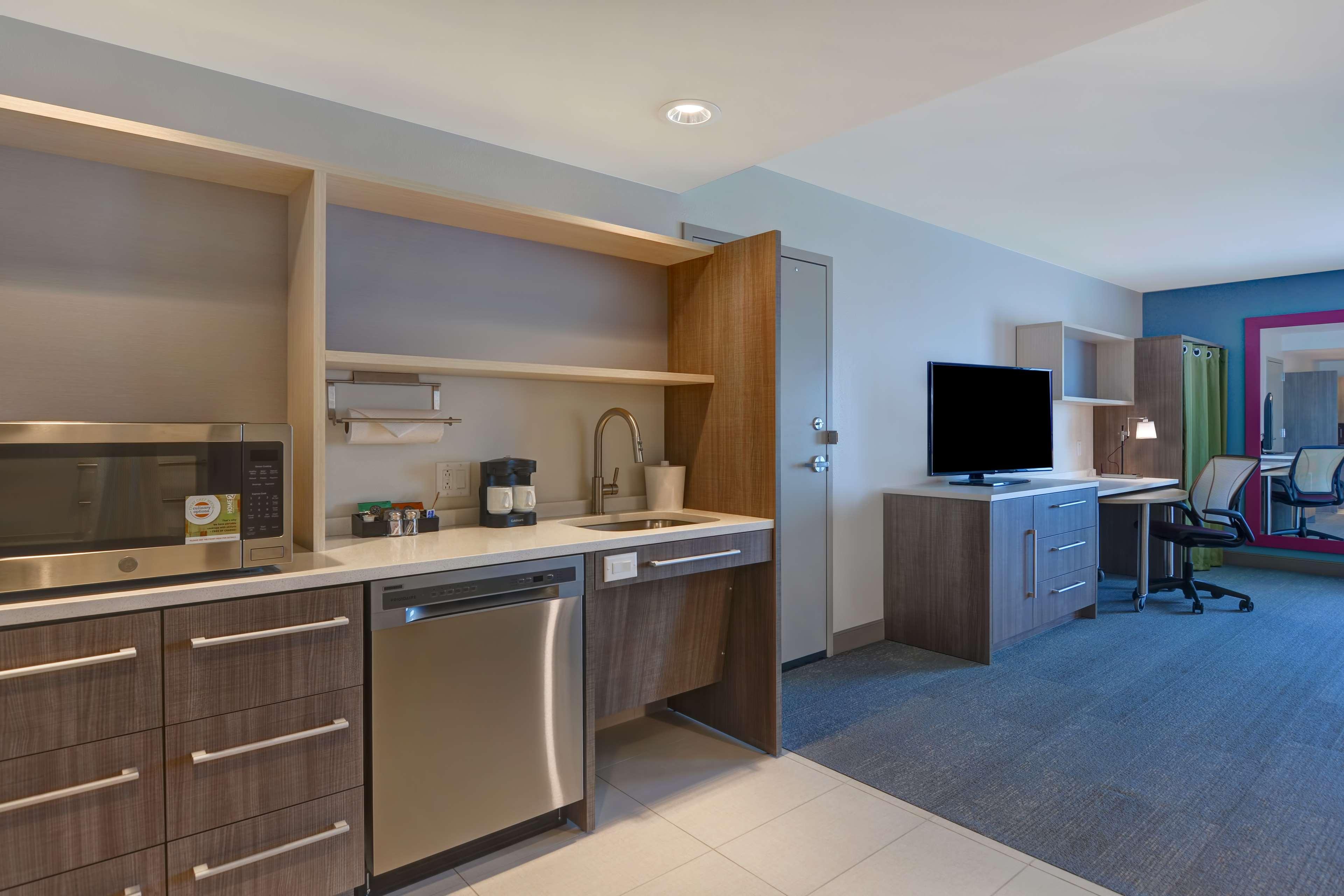 Home2 Suites Williston Burlington, Vt Exterior photo