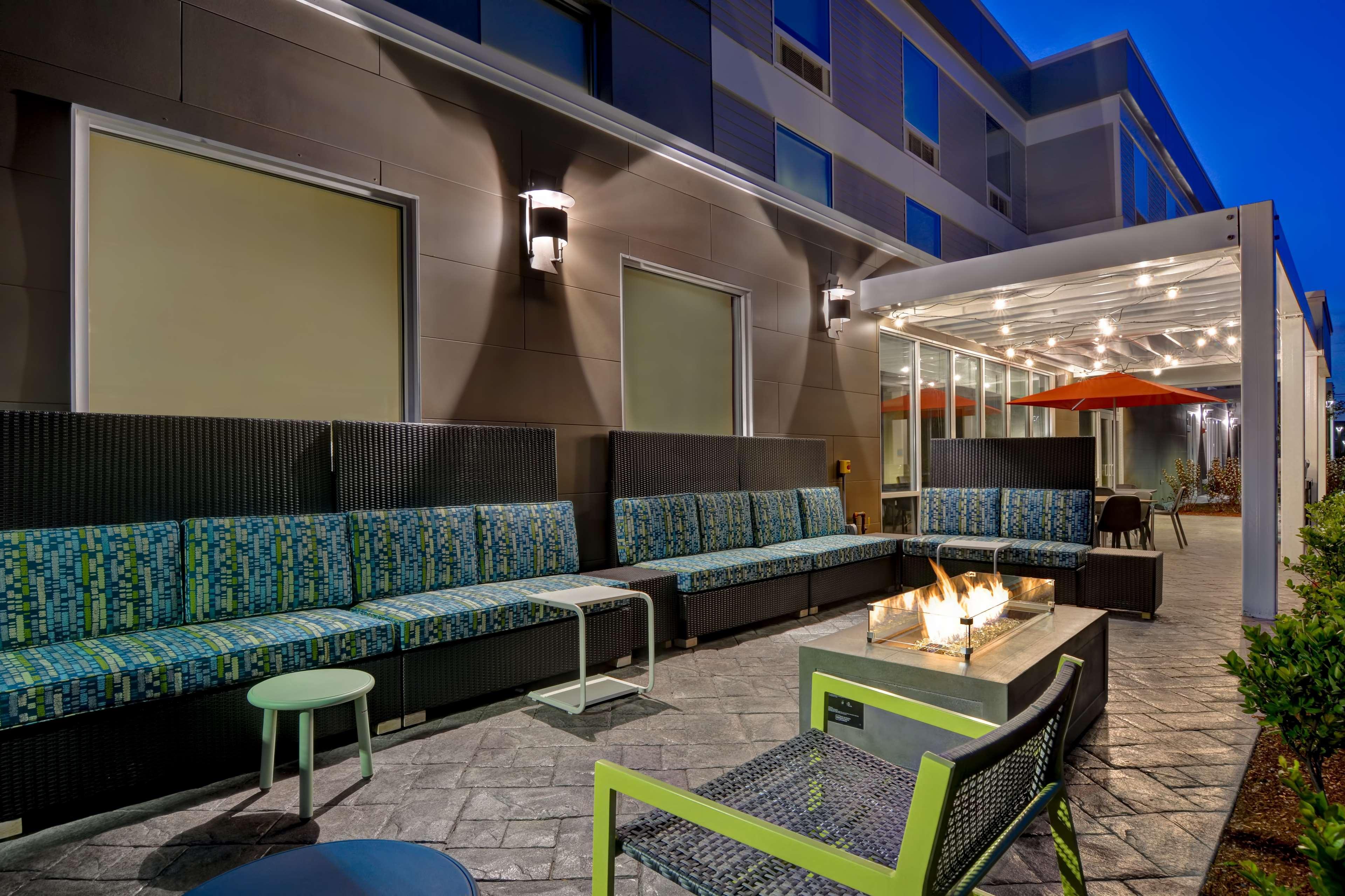 Home2 Suites Williston Burlington, Vt Exterior photo